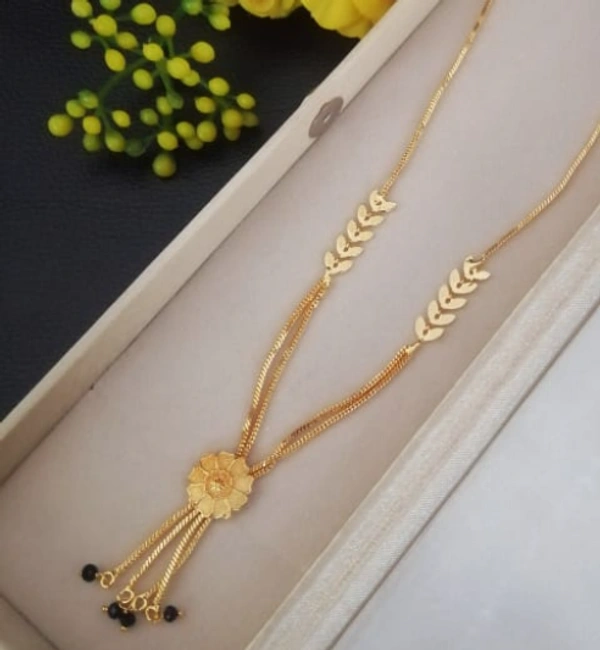 Dream Shades Yellow Gold Layered Necklace - Yellow Gold, Free Size